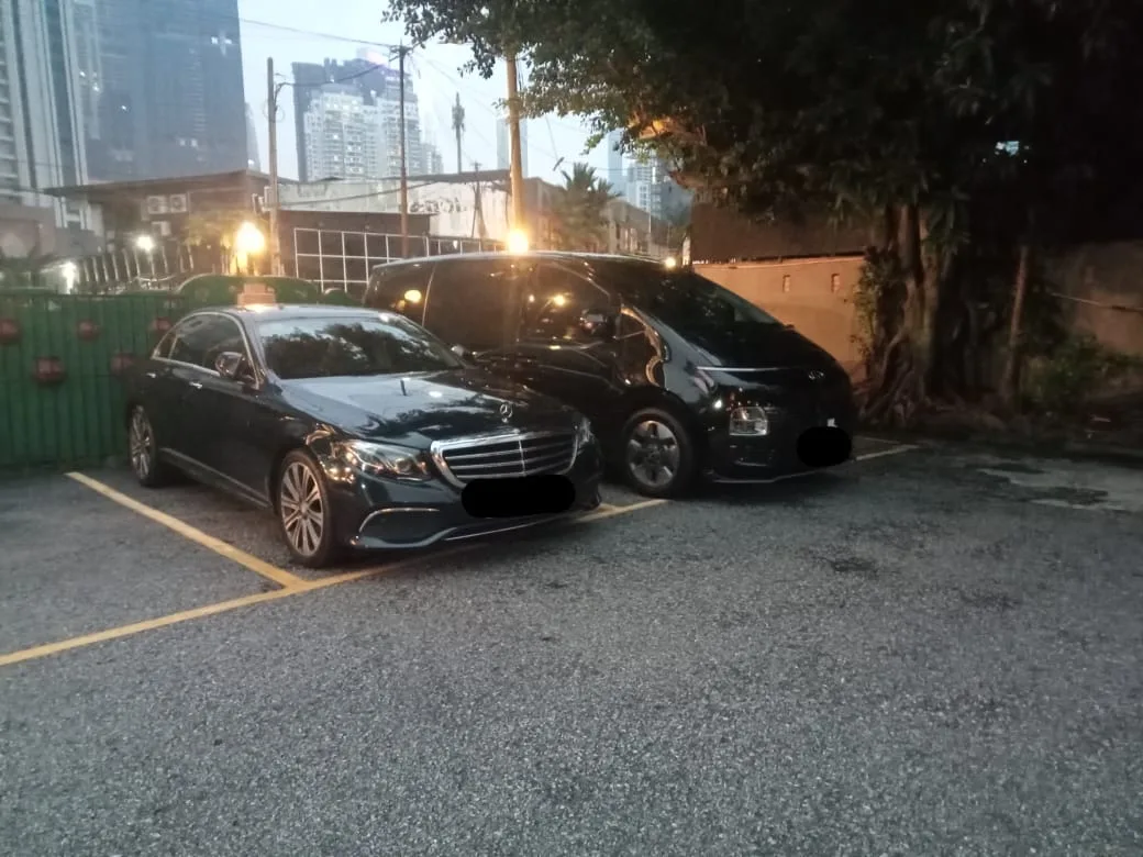 Hyundai Staria fleet at Legoland Hotel Johor for group transfer